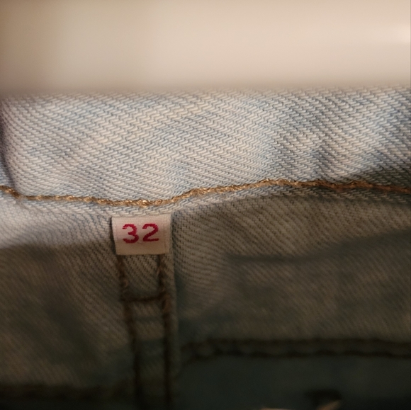 Levi's Light Blue Ballon Jean Shorts, 32 - Picture 4 of 9